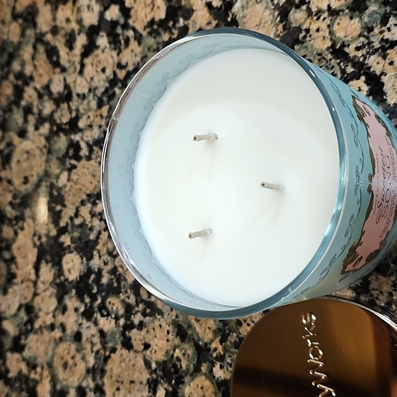 BBW Sweetest Song Exclusively Fragranced  Soy Wax Candle - Picture 2 of 4